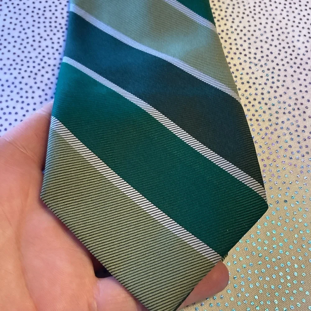 Habanus men’s tie  green white in excellent condition